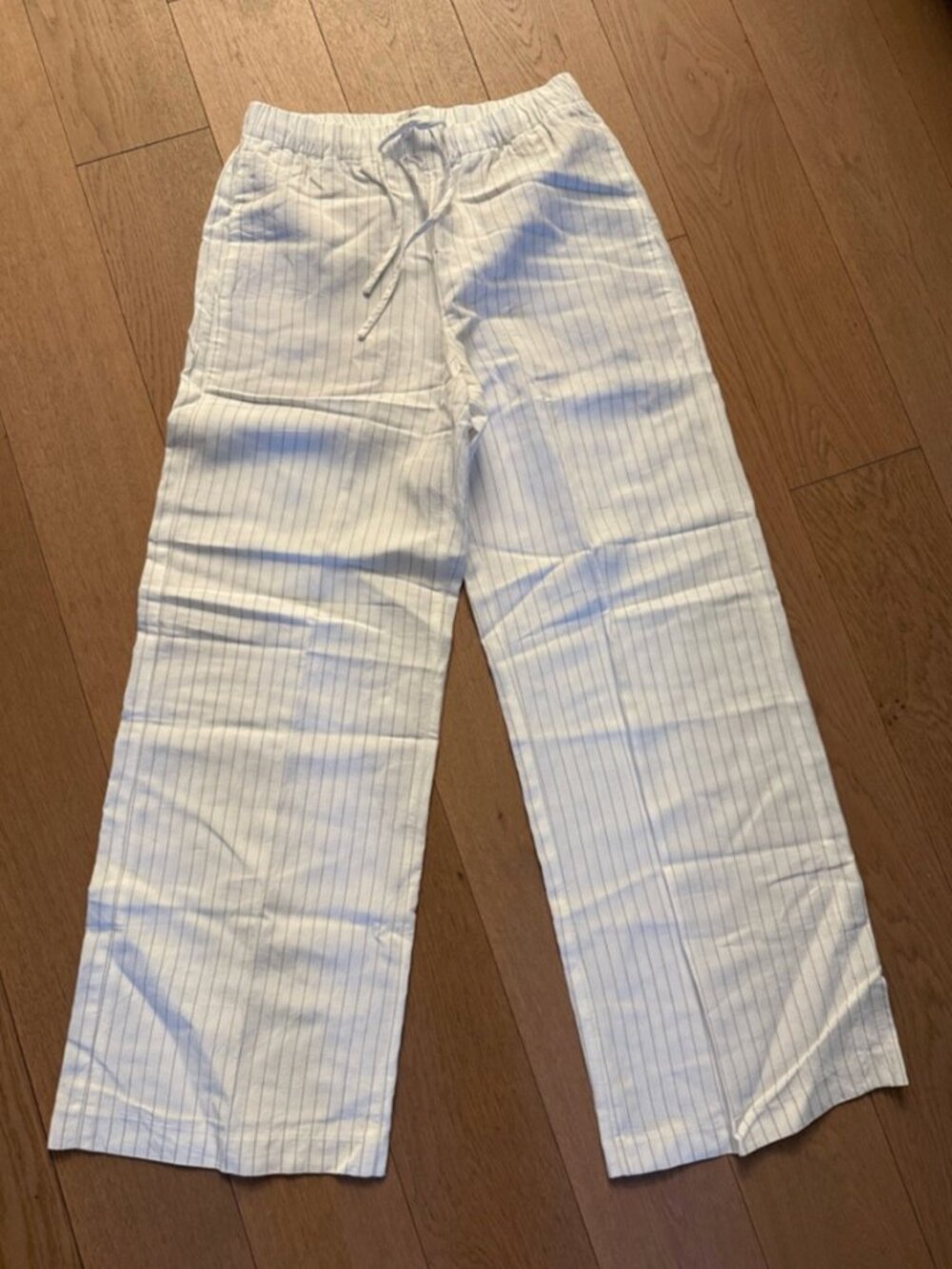 Aritzia Lodge Pants, limited edition linen, white with beige stripes